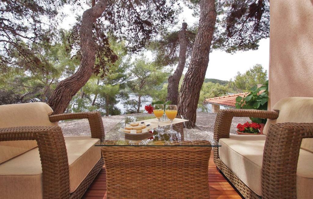 Beautiful Apartment By The Sea Prizba Luaran gambar
